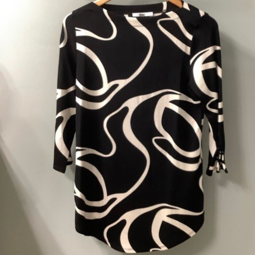 Chico’s Black & White Tunic SZ 0 Small Swirl Pattern, Round Hem, Travel Knit Top